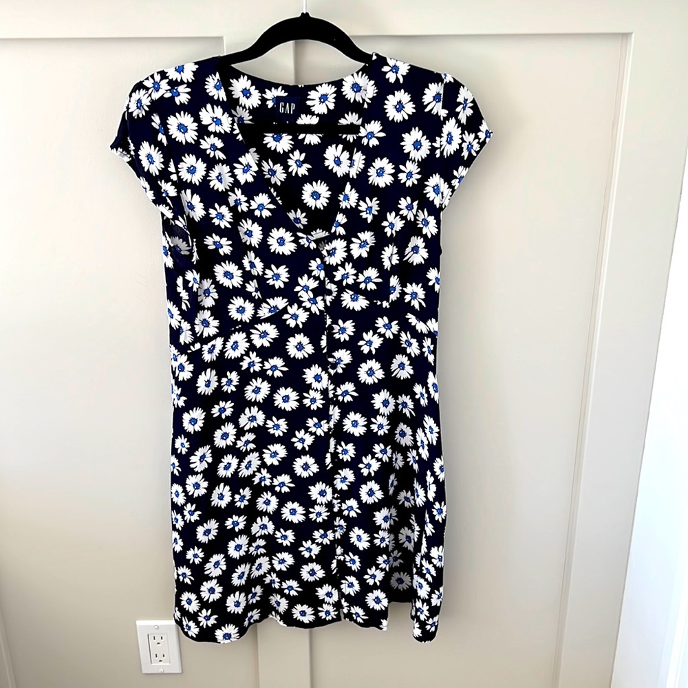 SOLD GAP dress navy blue with white flowers
